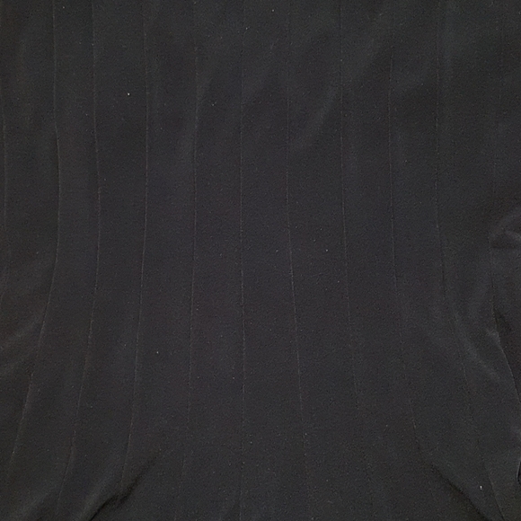 Little black dress - Picture 3 of 4